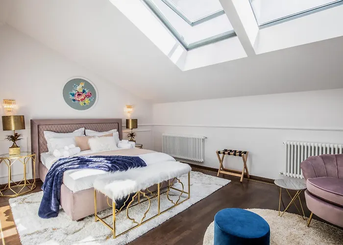 Old Town One Bedroom *