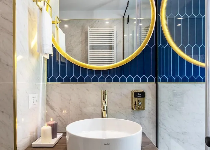 Old Town One Bedroom Бухарест